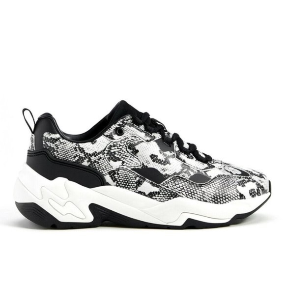 Bershka Shoes - Bershka Platform Sneaker